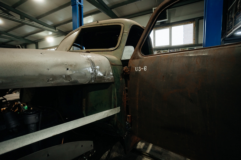 «Из Москвы звонят по поводу этой машины, но я не отдам. Я чувствую, это не истинные ценители» «Из Москвы звонят по поводу этой машины, но я не отдам. Я чувствую, это не истинные ценители»