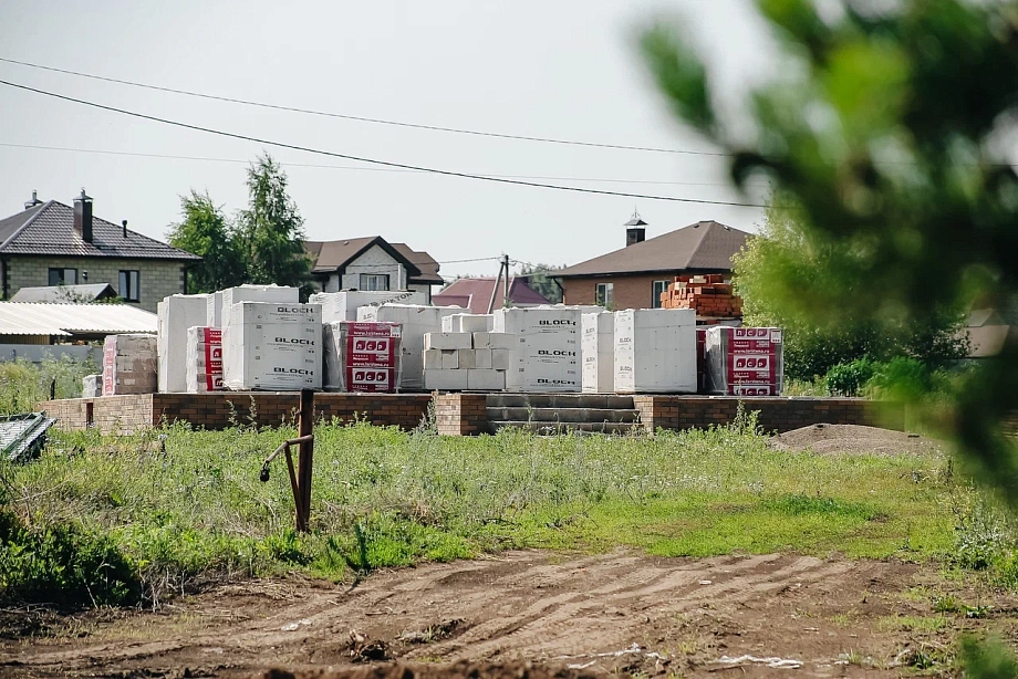 Фото: как засыпают овраг, который пытаются отстоять жители Большой Шильны