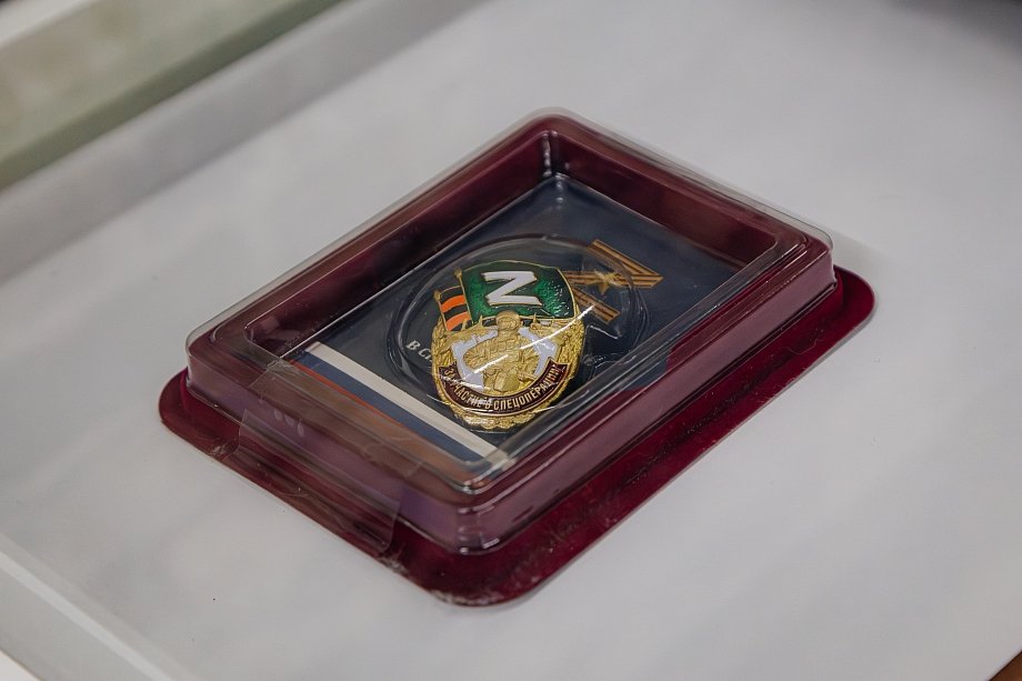 «К краповому берету могут прикасаться лишь те, кто имеет право его носить…и родственники погибшего» «К краповому берету могут прикасаться лишь те, кто имеет право его носить…и родственники погибшего»