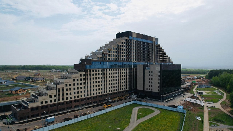 «Руф Арт Групп»: лидер рынка элементов безопасности кровли и фасадов