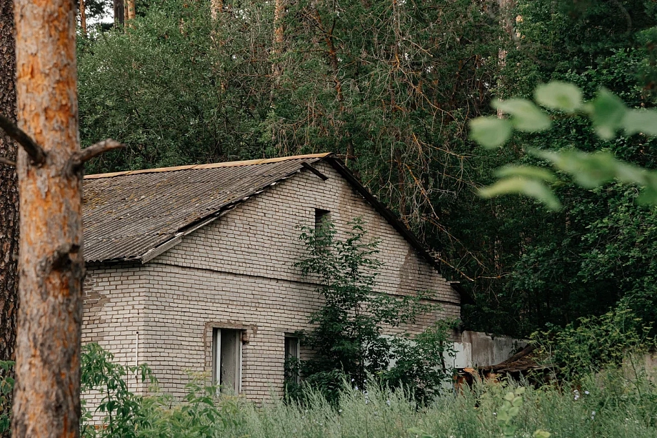 «Мы снимаем квартиру, у нас пятеро детей. Еще ипотеку нужно платить за дом, которого нет…»
