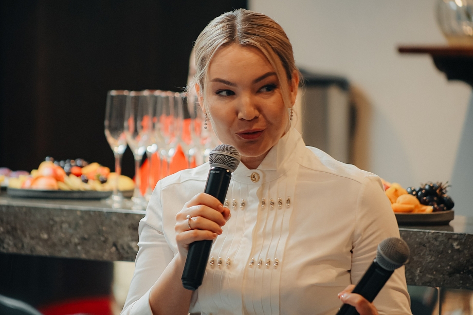 Дарина: бомонд Москвы открыл сезон в МХТ, а мы - не менее красиво в «Мастеровых»