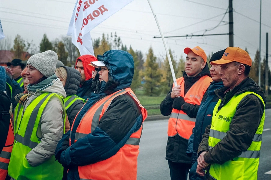 Магдеев после капитального ремонта открыл проспект Вахитова (фото)