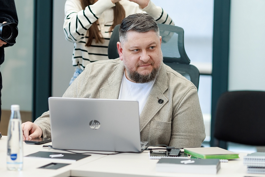 «Сокращая расстояние между наукой и производством»: как композиты меняют нефтегазохимию