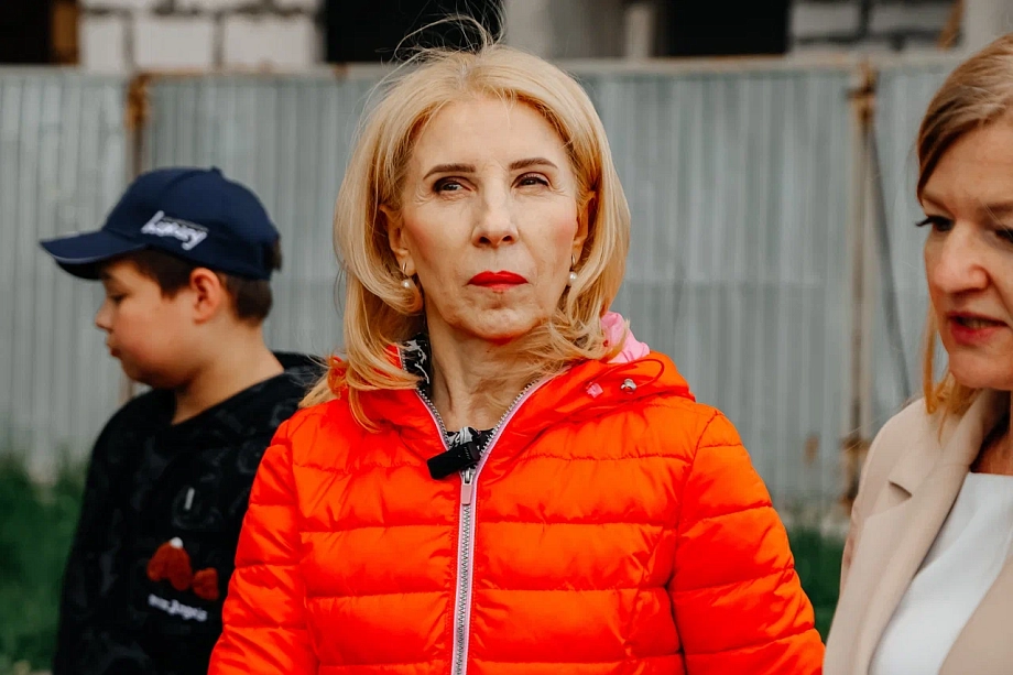 «Объект не сносят, потому что нет желающих. У исполкома города на это денег нет»