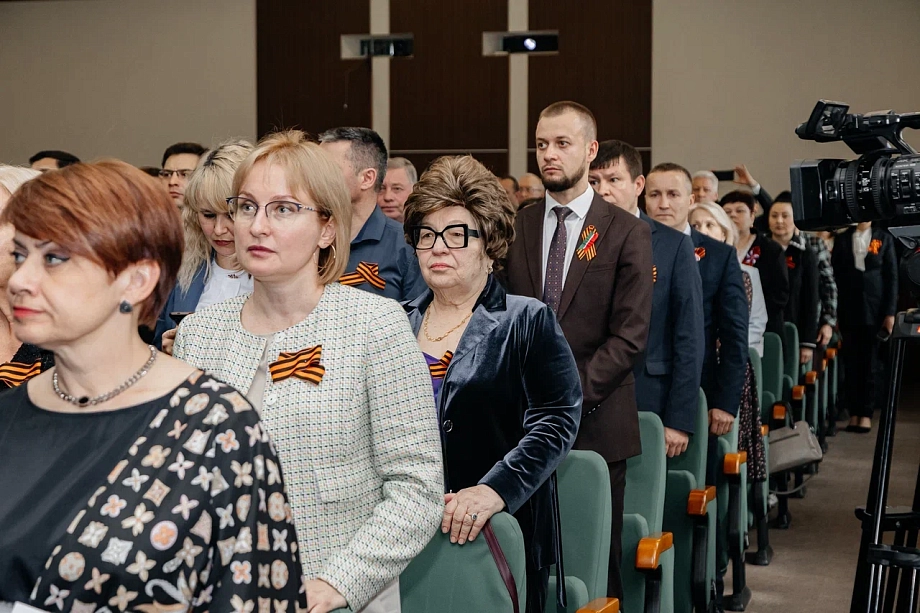 Фото: как в Нижнекамске прощались с Муллиным и встречали Беляева