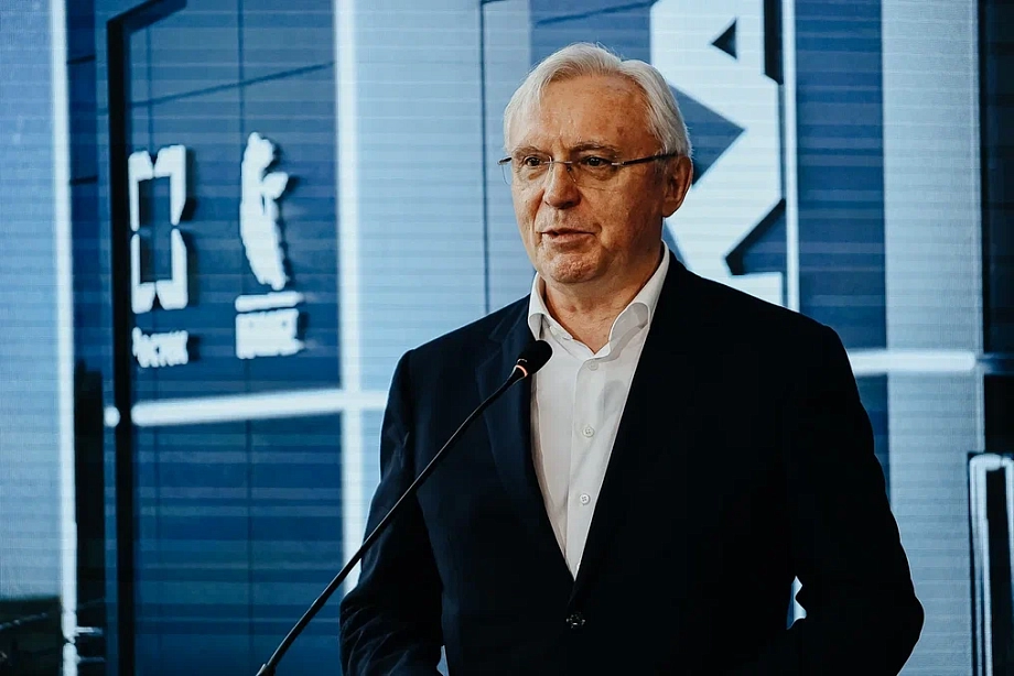 «При том объеме долга, простоев, непонимания, что может быть впереди, взяться за это можно было только сгоряча»