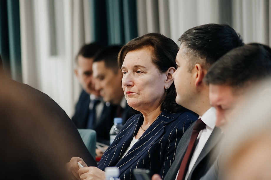 «Я ответил на вопрос, который тебе задавали? Все, что полегче – я отвечу. Что труднее – давай ты» 