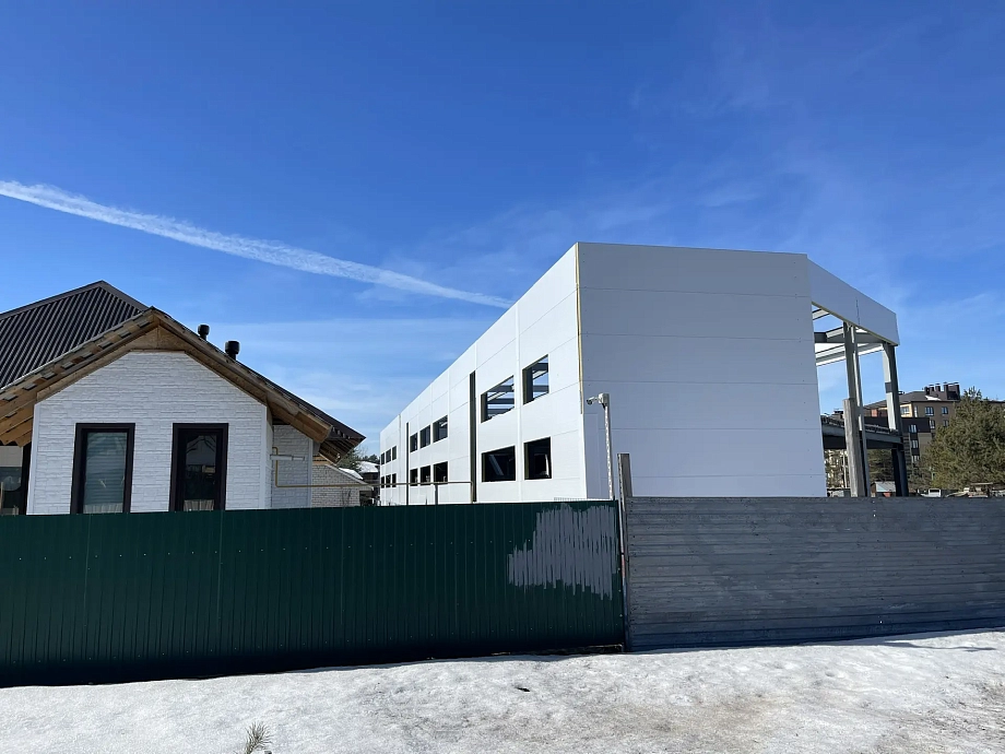 В новом микрорайоне Челнов строят мини-торговый центр (фото)