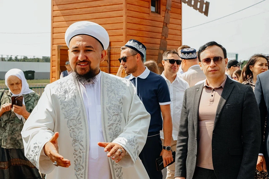 Ханифов, Салахов, Мингазов – кто приехал на Сабантуй в Тукаевский район