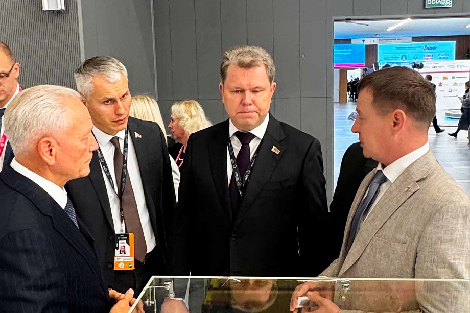 «Сейчас мы работаем примерно на 20-25% своих возможностей, находясь в режиме ожидания»: итоги 2025 года компании «ТАТКРАН» «Сейчас мы работаем примерно на 20-25% своих возможностей, находясь в режиме ожидания»: итоги 2025 года компании «ТАТКРАН»