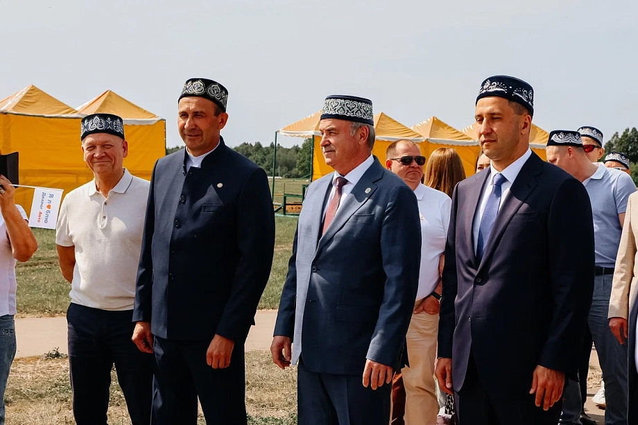 Ханифов, Салахов, Мингазов – кто приехал на Сабантуй в Тукаевский район