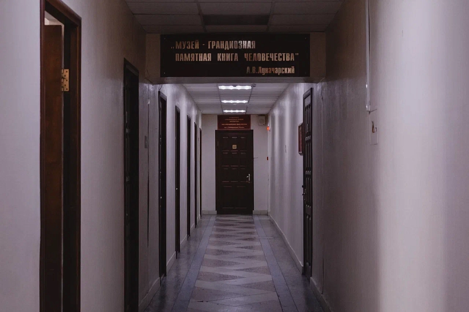 «Кадровый голод сейчас везде. У нас он тоже есть – более 30% некомплекта. Самый незащищенный – сержантский состав» «Кадровый голод сейчас везде. У нас он тоже есть – более 30% некомплекта. Самый незащищенный – сержантский состав»