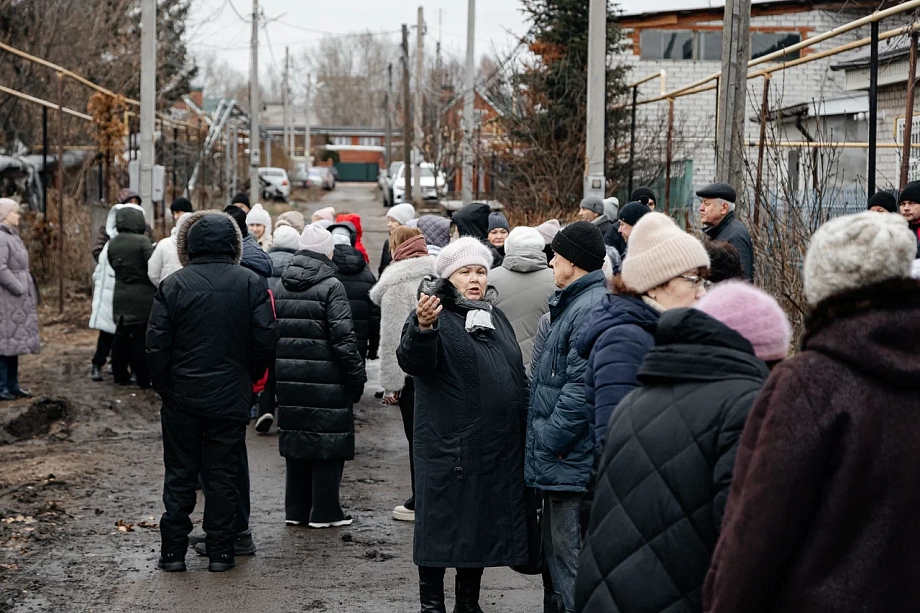 Противники Козловой вышли на улицу, чтобы показать властям ее «общежитие»