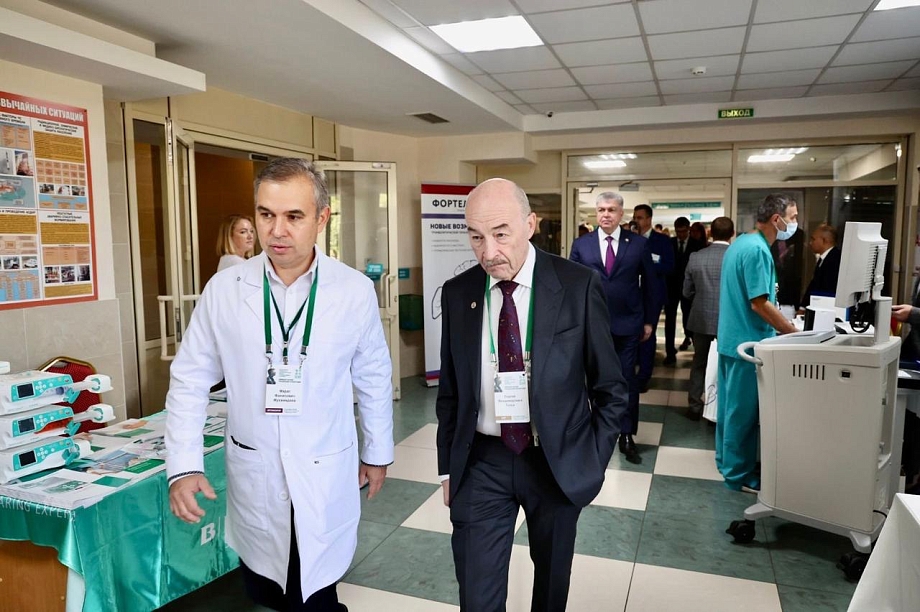 На конференции в БСМП пройдут прямые включения из операционных России На конференции в БСМП пройдут прямые включения из операционных России