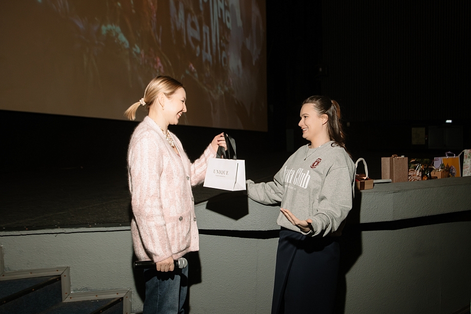 Дарина о показе «Аватара»: «Бизнес в напряжении, а кино - это терапия»