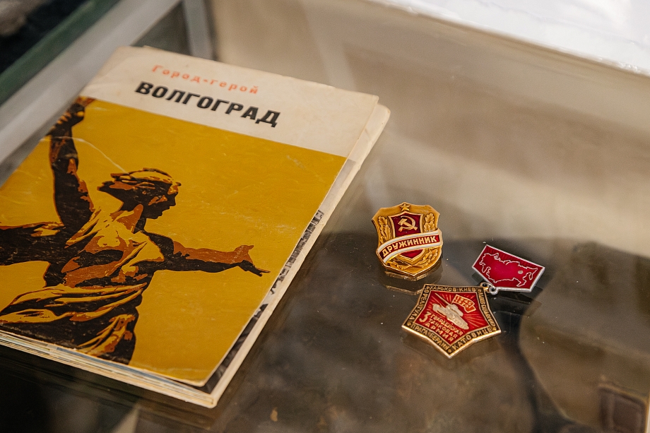 «К краповому берету могут прикасаться лишь те, кто имеет право его носить…и родственники погибшего» «К краповому берету могут прикасаться лишь те, кто имеет право его носить…и родственники погибшего»