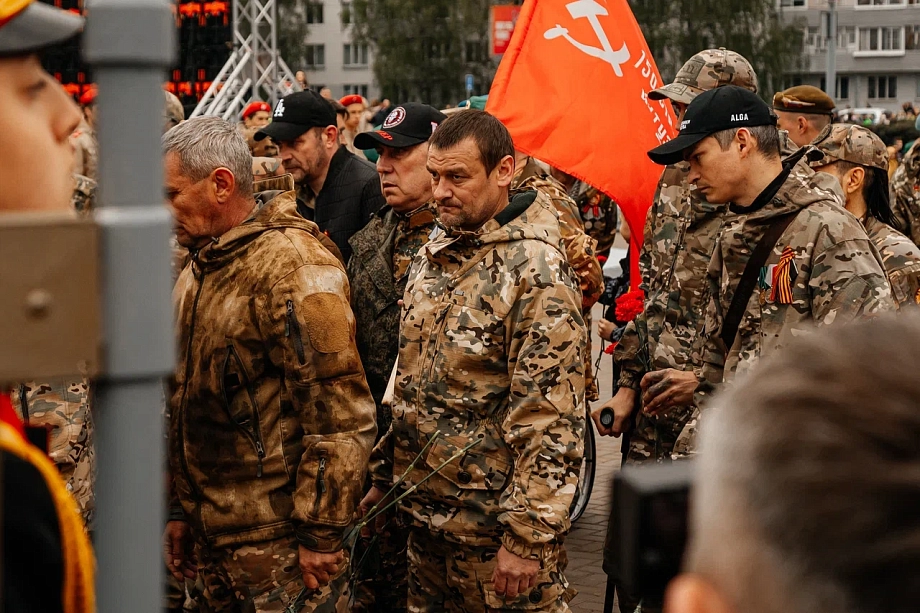 Фото: на парад Победы в Челнах собрались участники боевых действий разных лет 