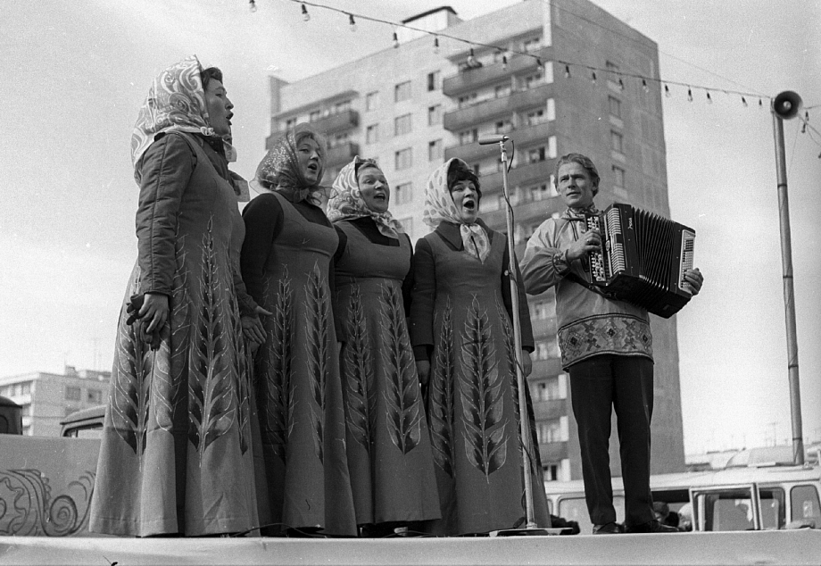 Как 50 лет назад Челны встречали масленицу (фото)