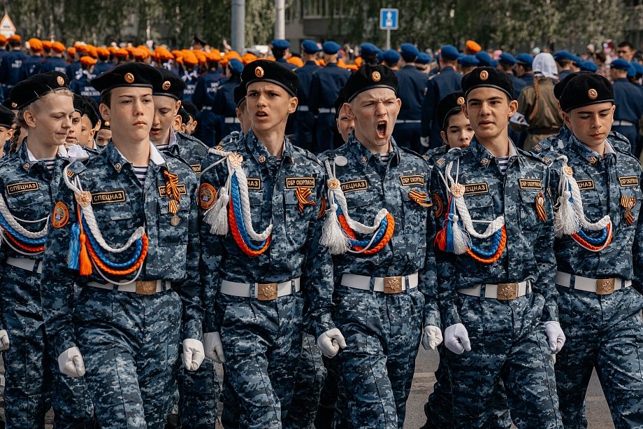 Фото: как прошел парад в честь 81-й годовщины Победы в Челнах