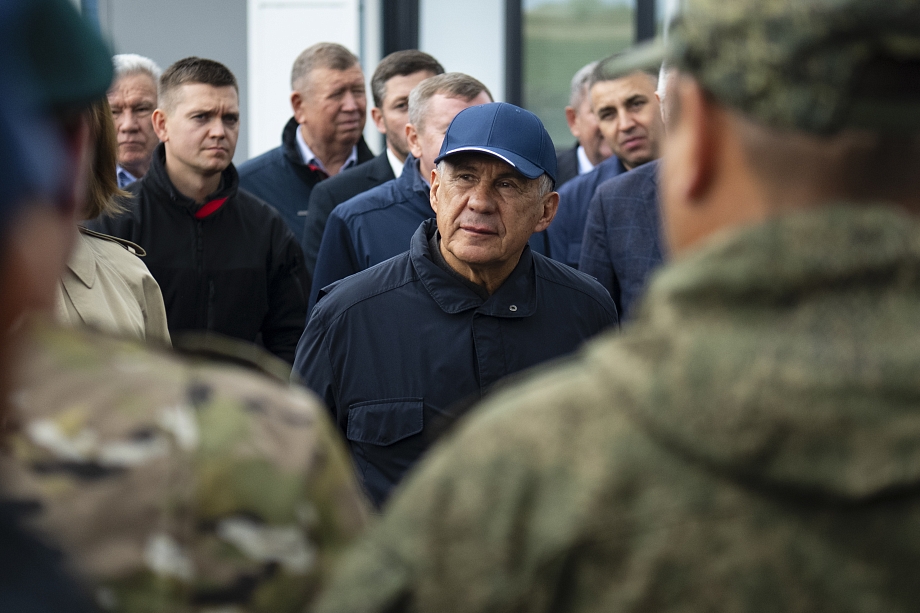 Минниханов открыл ледовый дворец «Тукай Арена» под Челнами (фото)