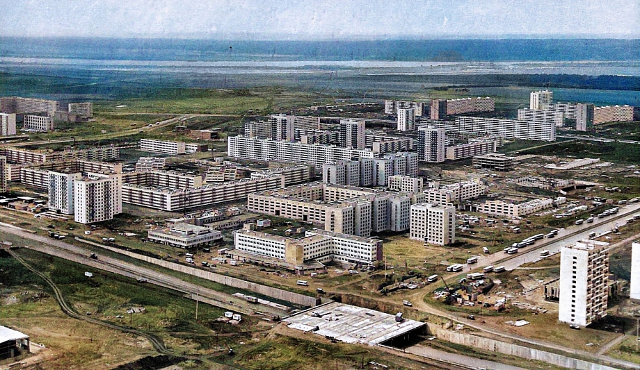 Как выглядели центральные проспекты Челнов без коммерческой застройки (фото)