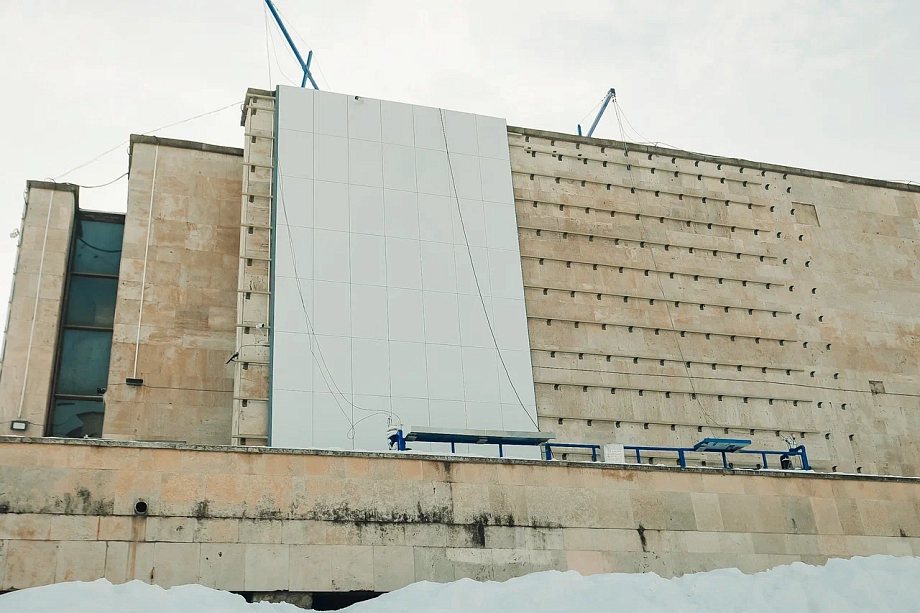 «То, что мы видим со зданием мэрии… Я считаю, что его хоронят живьем в композитном гробу»