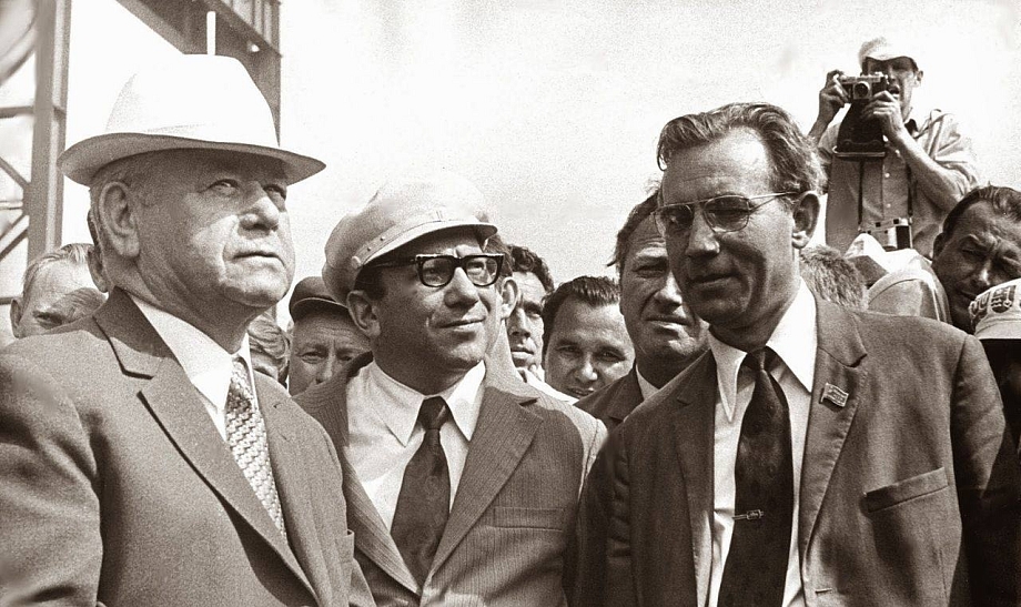 Фото: какими были руководители Челнов от 60-х годов до современности 