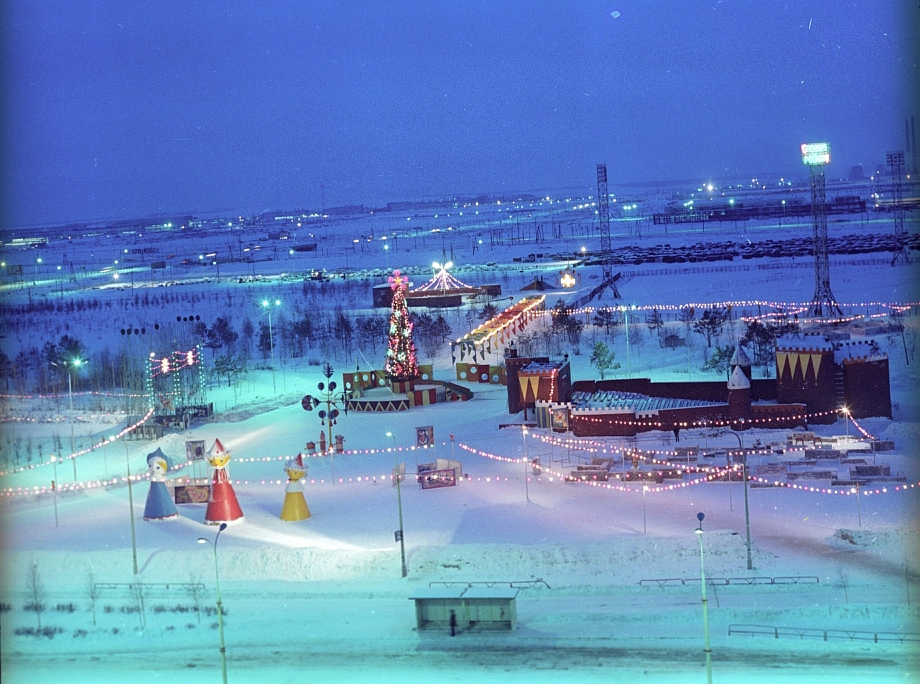 Хроники Нового года. Как в Челнах праздновали в прошлом веке 