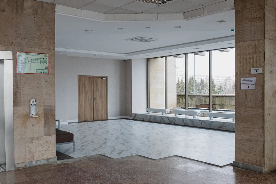 «Когда я только пришел в Челны, мне предложили: давайте начнем с ремонта мэрии. Я говорю: «А что, это самое срочное что ли?»