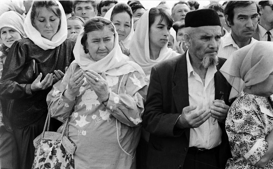 Фото: как в Челнах заложили первый камень соборной мечети в 90-е годы