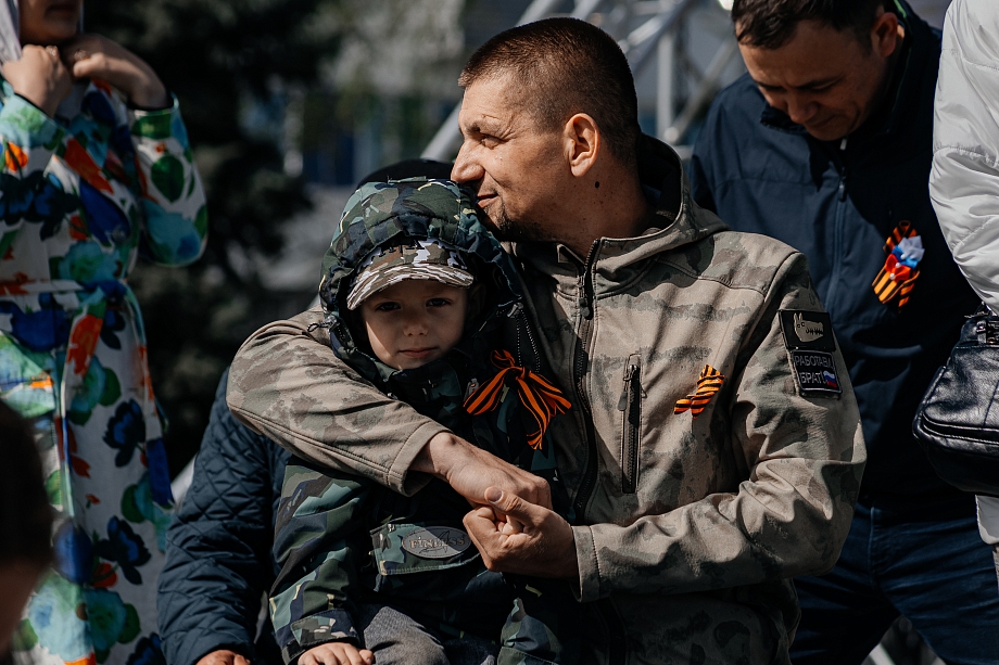 Фото: как прошел парад в честь 81-й годовщины Победы в Челнах