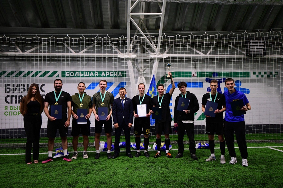 Команда из Челнов завоевала бронзу Чемпионата России по фиджитал-футболу Команда из Челнов завоевала бронзу Чемпионата России по фиджитал-футболу