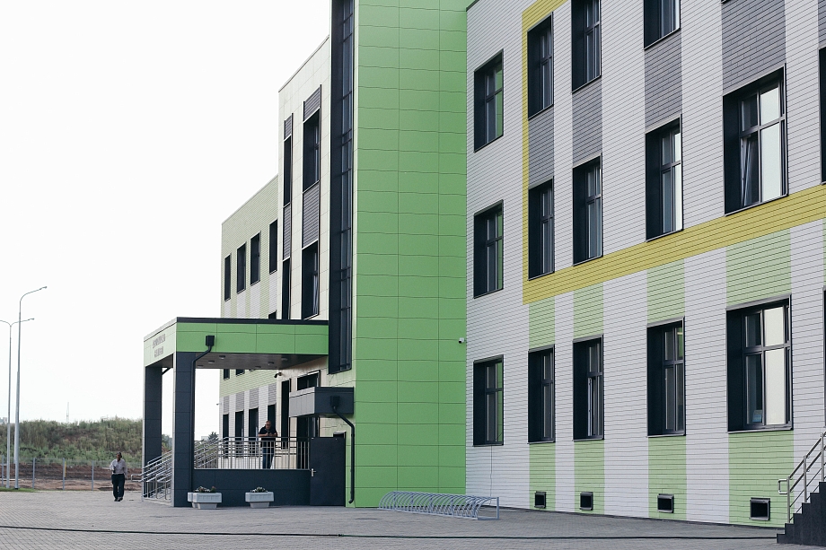 Фото: новое здание гимназии №57 готовят к открытию