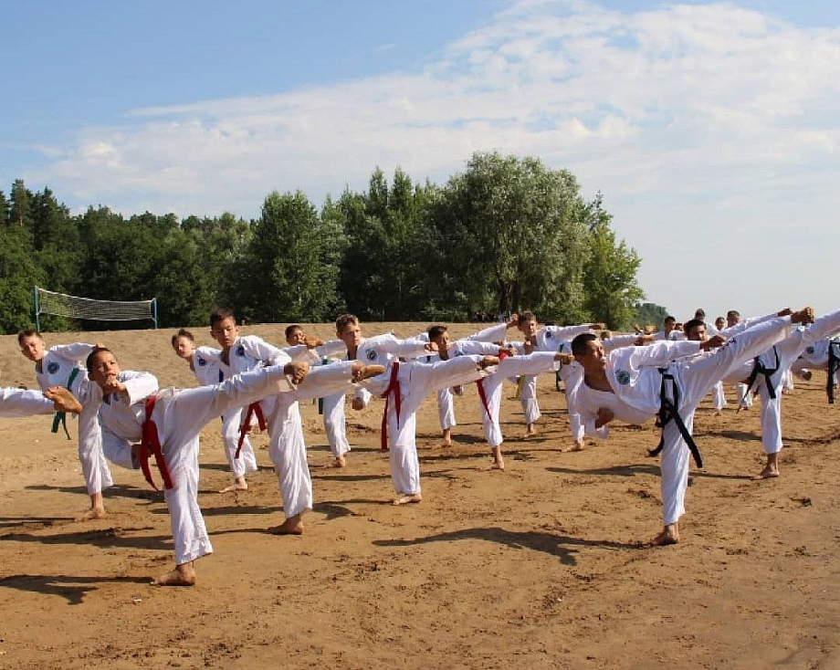 Дамир Хуснутдинов: «Успехи ребенка, в том числе спортивные, зарождаются в семье» Дамир Хуснутдинов: «Успехи ребенка, в том числе спортивные, зарождаются в семье»