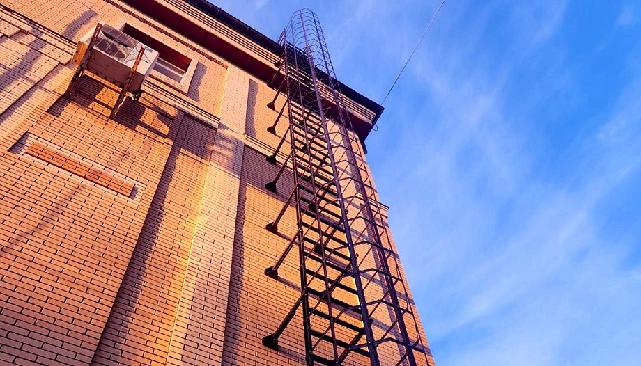 «Руф Арт Групп»: лидер рынка элементов безопасности кровли и фасадов