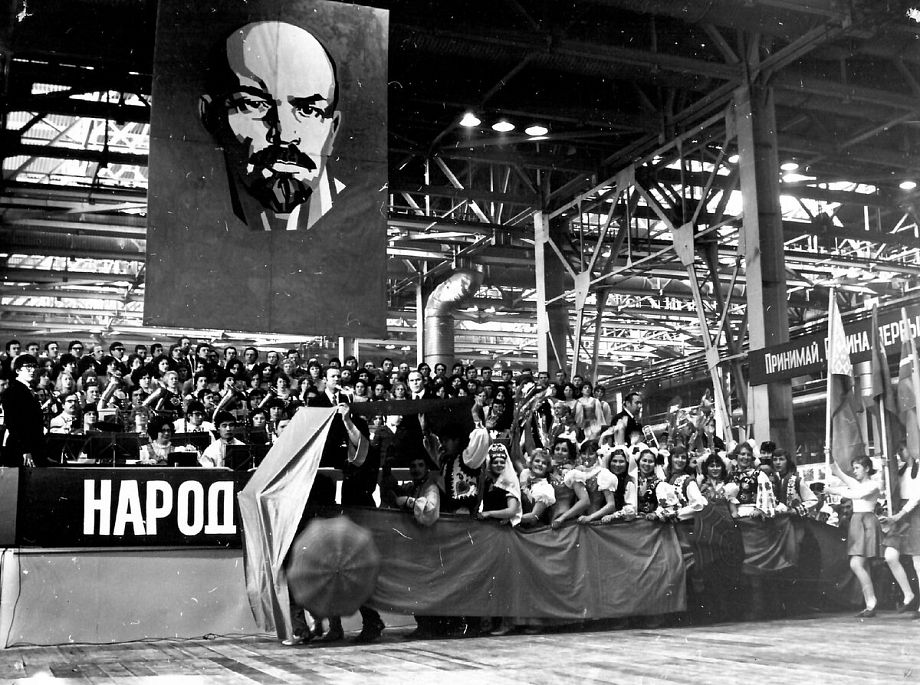 В Челнах сегодня празднуют 50‑летие со дня выпуска первого грузовика КАМАЗ