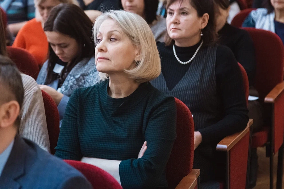 «Знаете, создавать проблему, а потом ее торжественно побеждать – у меня такого желания нет»