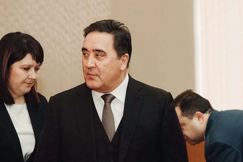 Государственные мужи Челнов: кто и как «прославил» горсовет автограда?