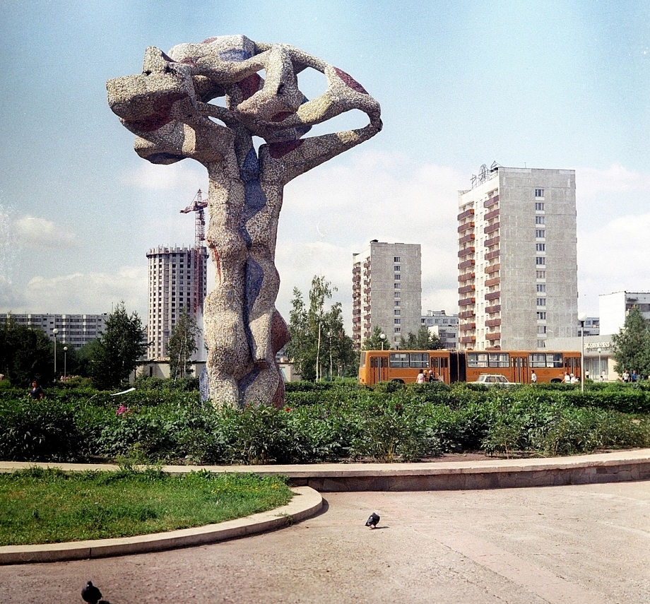 Как менялись с годами парки и бульвары Челнов (фото) 