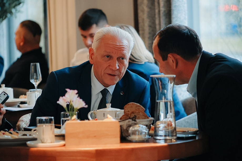 Кран для «Тукая» и поддержка резидентов: итоги бизнес-завтрака Клуба инвесторов