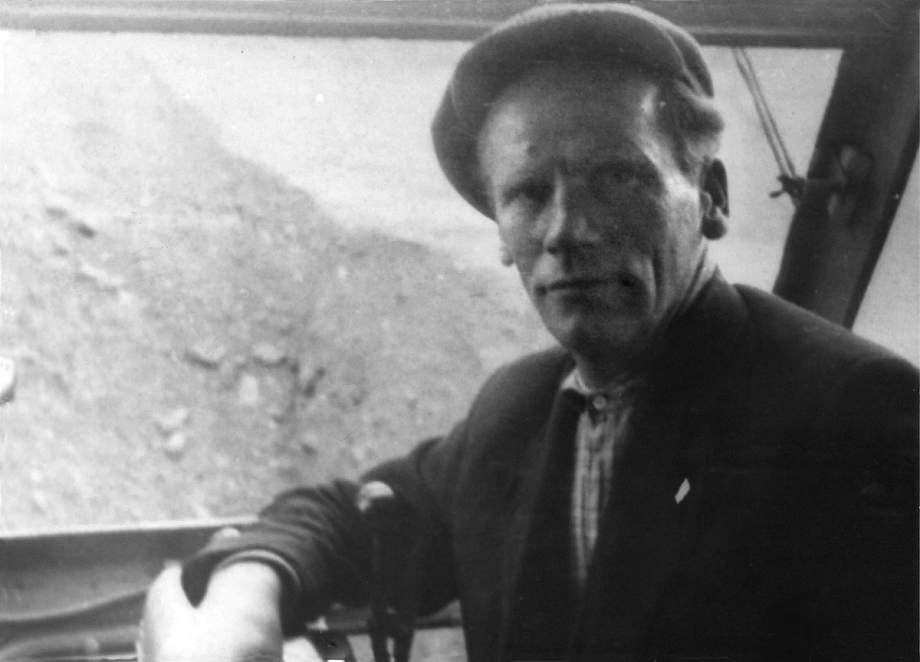 В Челнах полвека назад вынули первый ковш грунта на площадке литейного завода В Челнах полвека назад вынули первый ковш грунта на площадке литейного завода