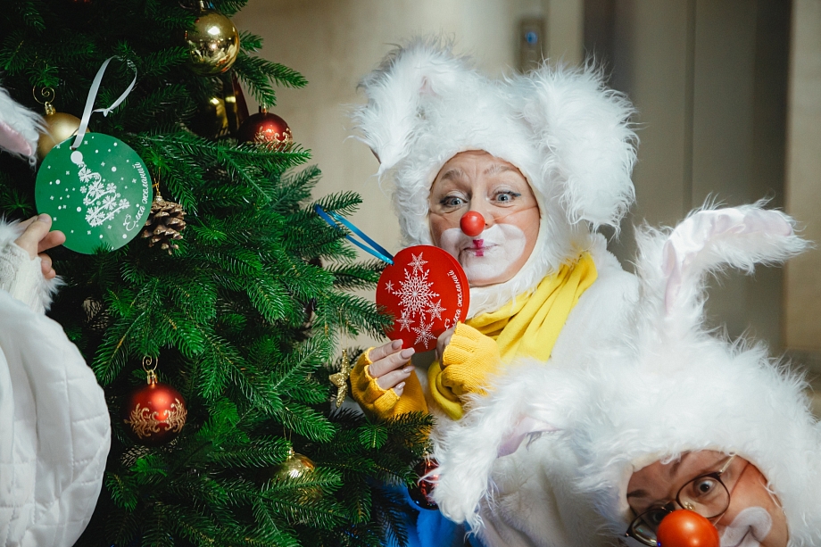 «Мы под бой курантов ходили искали ребенка, который потерялся на елке. Слава Богу, нашли»