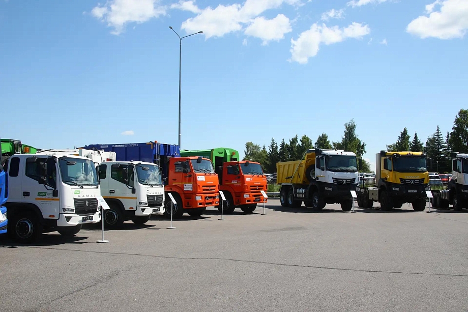 «КАМАЗ» показал вице-премьеру Патрушеву новинки поколения К5