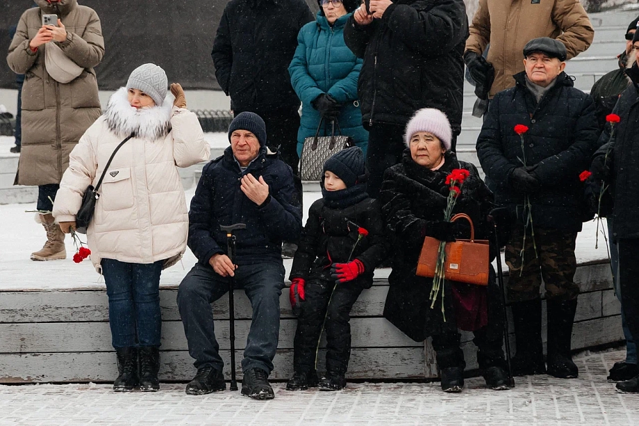 Фото: в Челнах почтили память воинов-интернационалистов