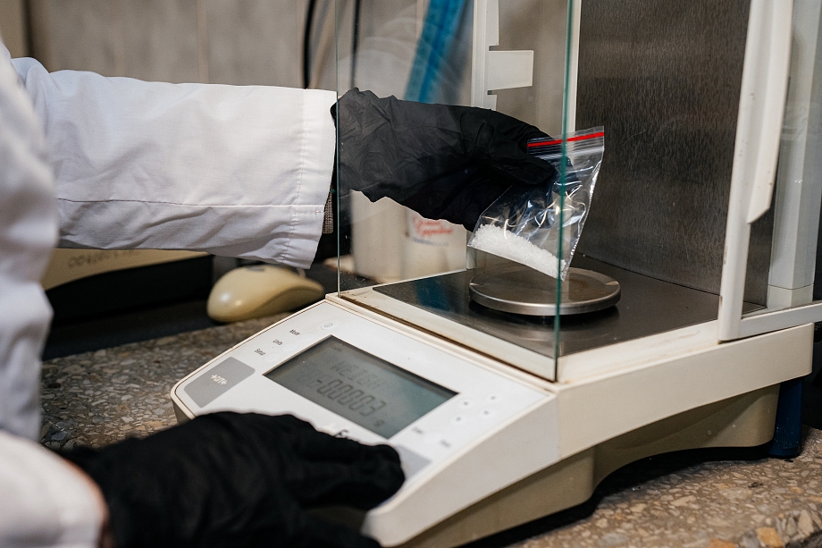 «Почти половина преступлений раскрывается по оставленным следам. В основном это руки»