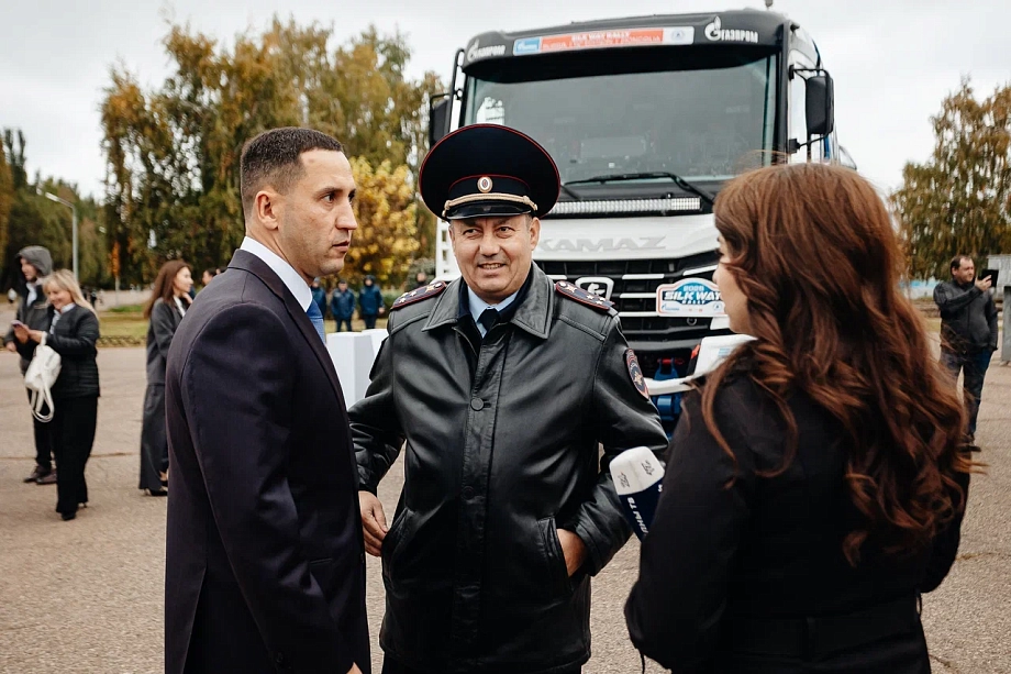 «Республика по праву является передовым промышленным регионом. Сегодня трудовые коллективы достойно решают поставленные задачи»