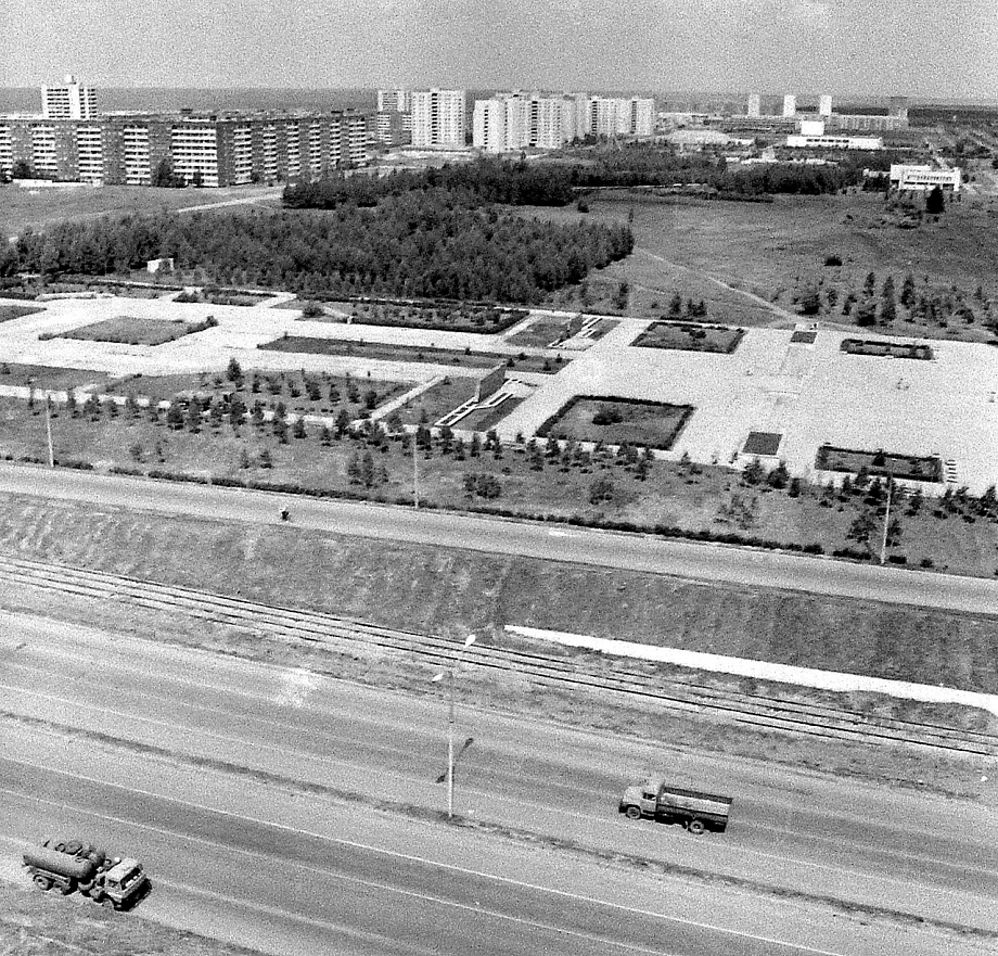 Как менялись с годами парки и бульвары Челнов (фото) 