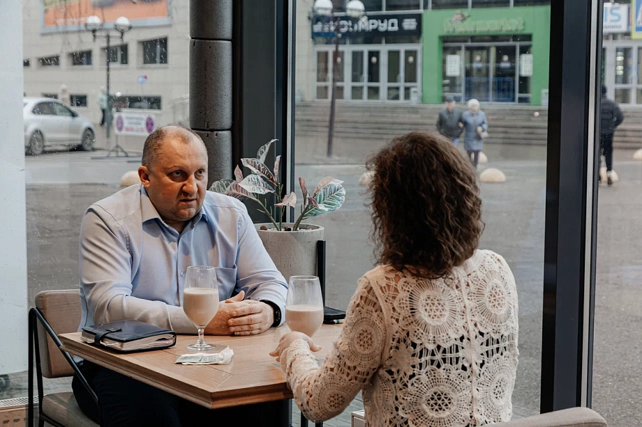 «Город меня удивил. Даже в тот момент, когда я впервые его увидел: парки разбиты, все выглядело серым и мрачным...»