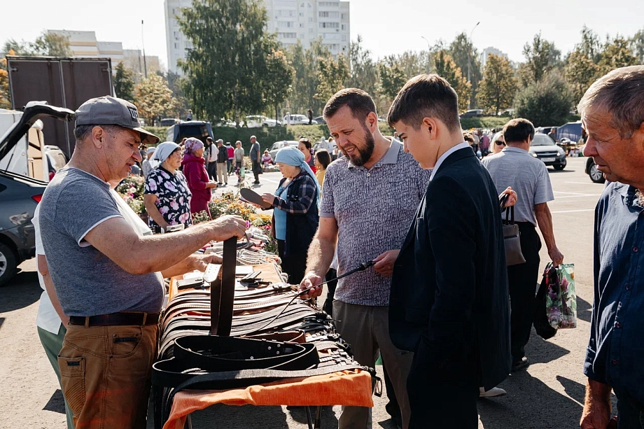 Фото: чем и как торгуют фермеры на сельхозярмарках в Челнах 